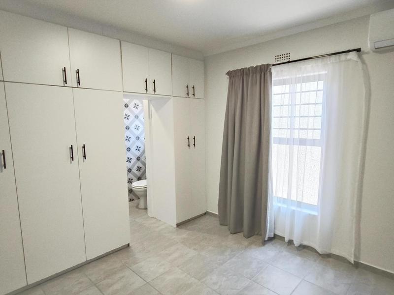 To Let 3 Bedroom Property for Rent in Vredekloof East Western Cape